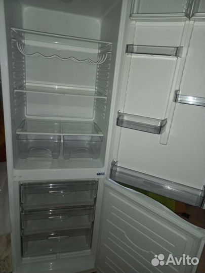 Холодильник атлант 1,9м