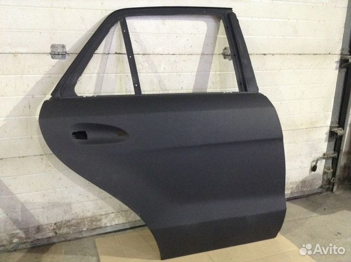 Дверь мерседес ML W166