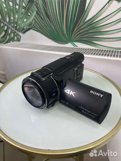 Видеокамера Sony FDR-AX53