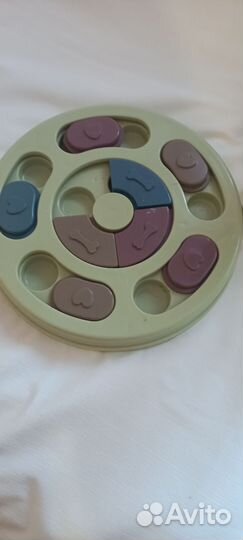 Кормушка для собак и кошек