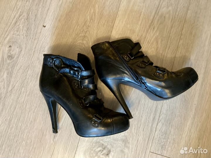 Ботильоны ASH 39 состояние очень хорошее, кожа