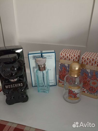 Флаконы от духов пустые