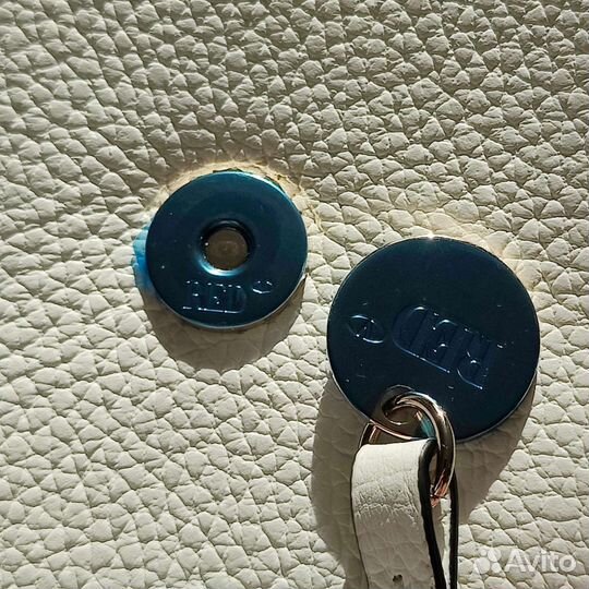 Сумка кожаная Red Valentino новая