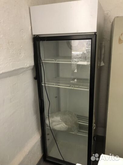 Холодильник со стеклянной дверью Norcool S8