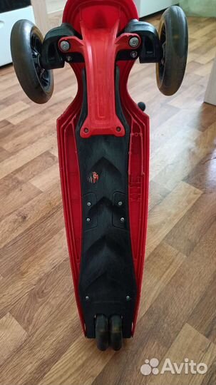 Самокат детский 3 в 1 трехколесный