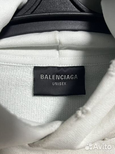 Balenciaga Bitcoin Worn-Out