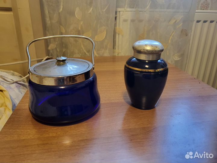 Цветное стекло - Графины,рюмки,бокалы, сахарница