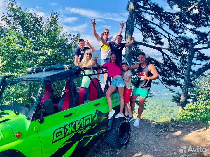 Ай-Петри. Экскурсия на ярком открытом джипе