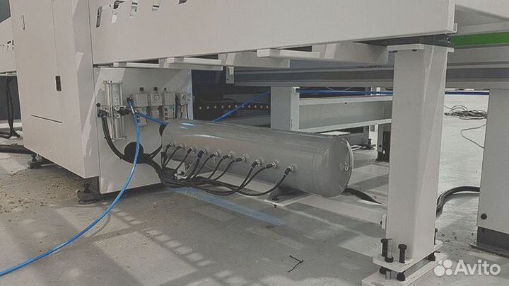 Сверлильно-присадочный станок с чпу WoodTec