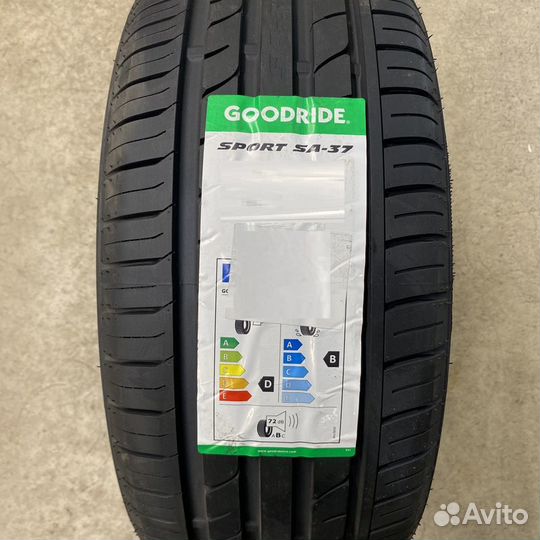 Goodride SA 37 255/45 R20 105W
