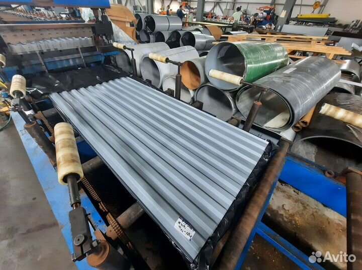 Профнастил оцинкованный окрашенный нс-35 0,9х1000