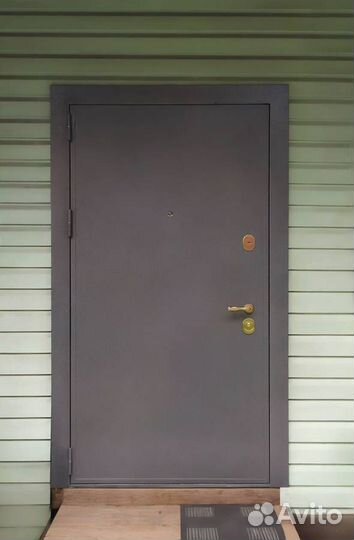Дверь металлическая