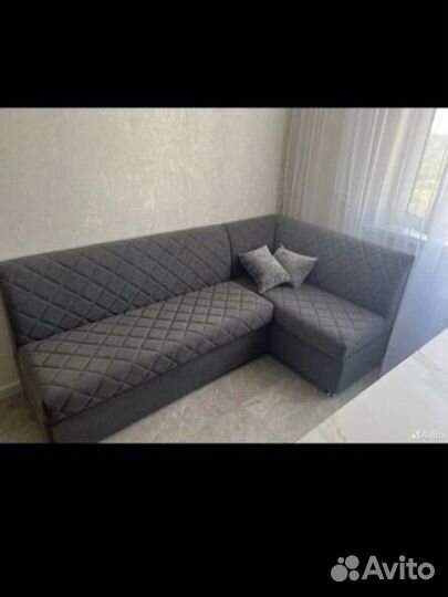 Перетяжка мягкой мебели