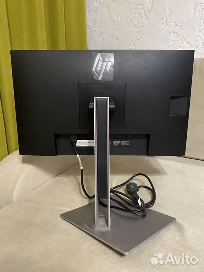 Монитор hp E233