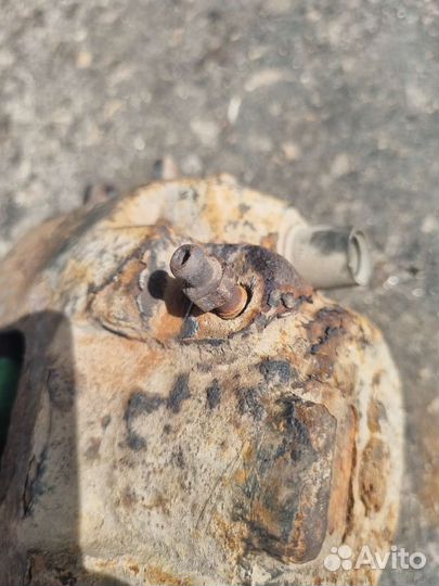 Суппорт передний правый w163 mercedes ml