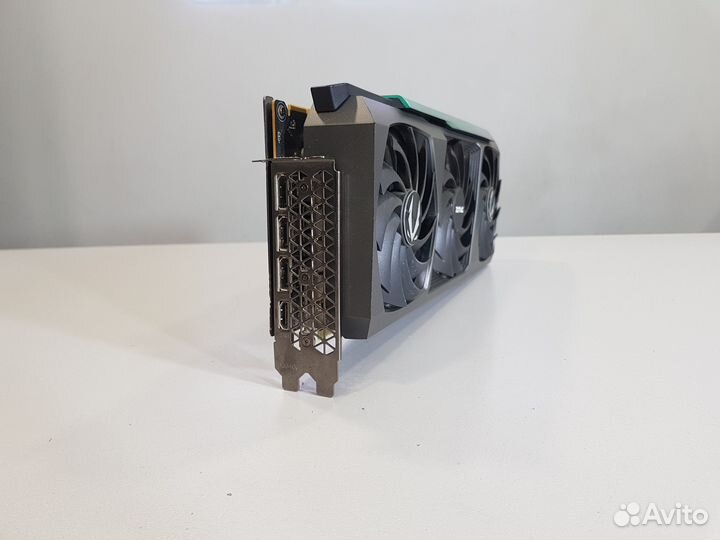 Видеокарта Zotac GeForce RTX 3090 AMP Extreme Holo