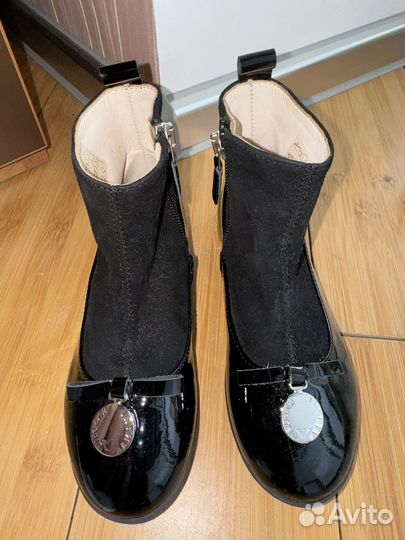 Ботиночки Armani, размер 28