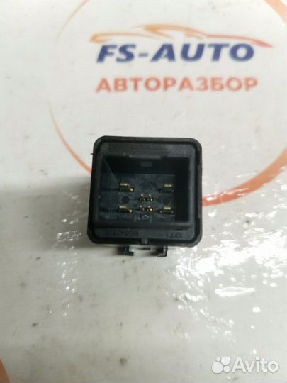 Реле стоп- сигналов Kia Soul 1.6 G4FD 2014