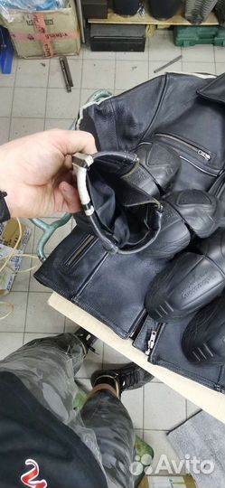 Мотокуртка кожаная мужская