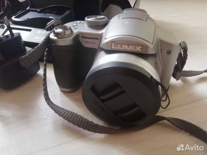 Цифровой фотоаппарат lumix