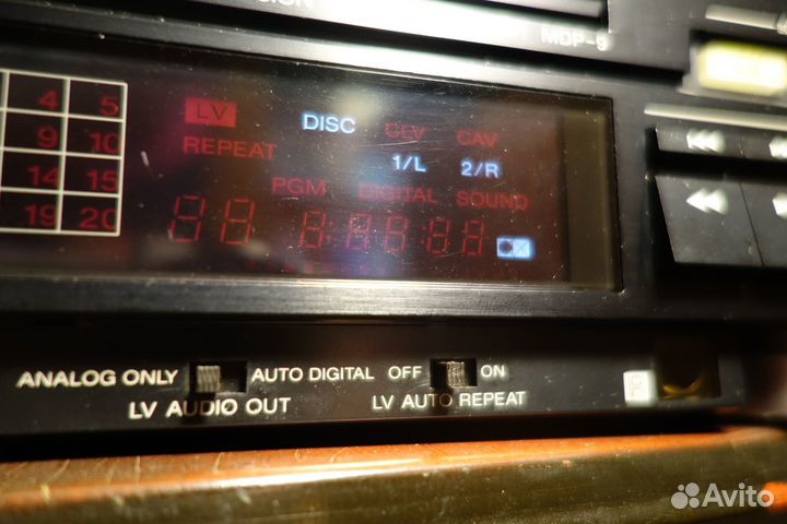 Не имеющий аналогов 2х приводный CD-LD плеер 10 кг