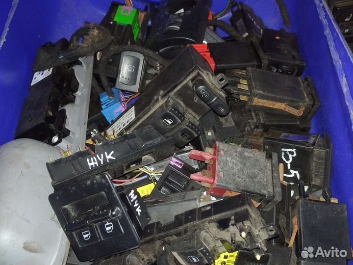 Кнопки панели Ауди А6 С4