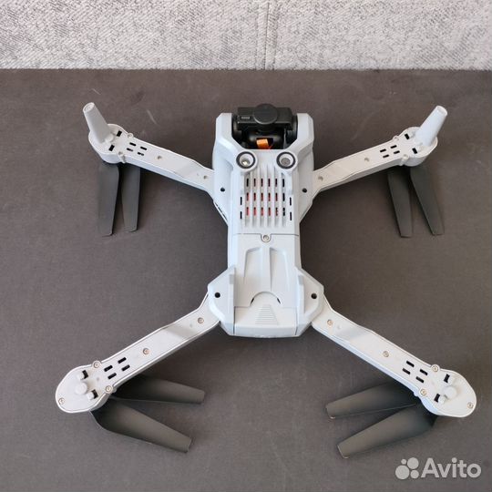 Квадрокоптер с камерой новый