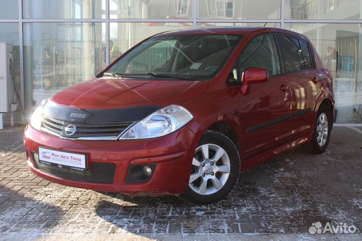 Nissan Tiida 1.6 AT, 2012, 68 500 км