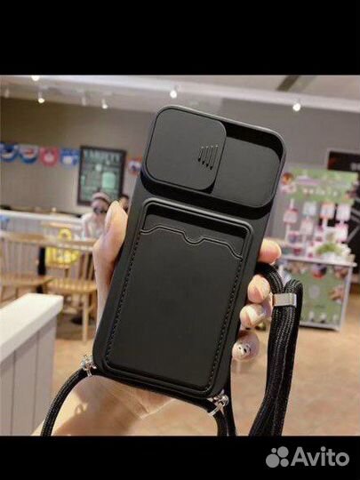 Чехол на iPhone 13