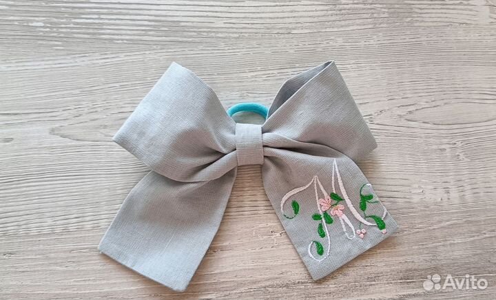 Бант на волосы