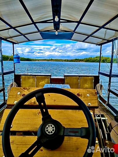 Аренда двухэтажного плота, без капитана