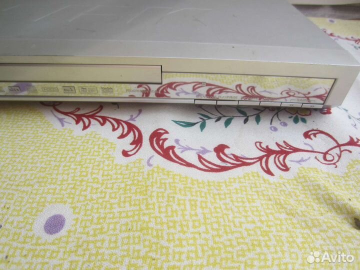 DVD плеер ввк DK929S