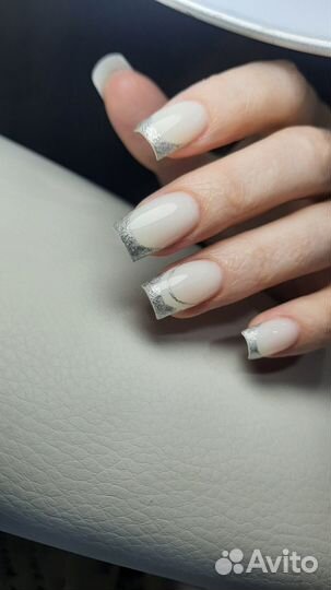 Маникюр, педикюр, наращивание ногтей и ресниц