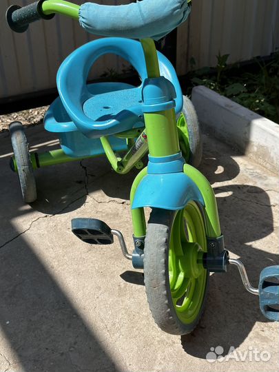 Трехколесный велосипед