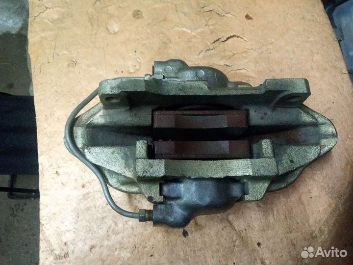 Тормозной суппорт для жигулей, правый передний
