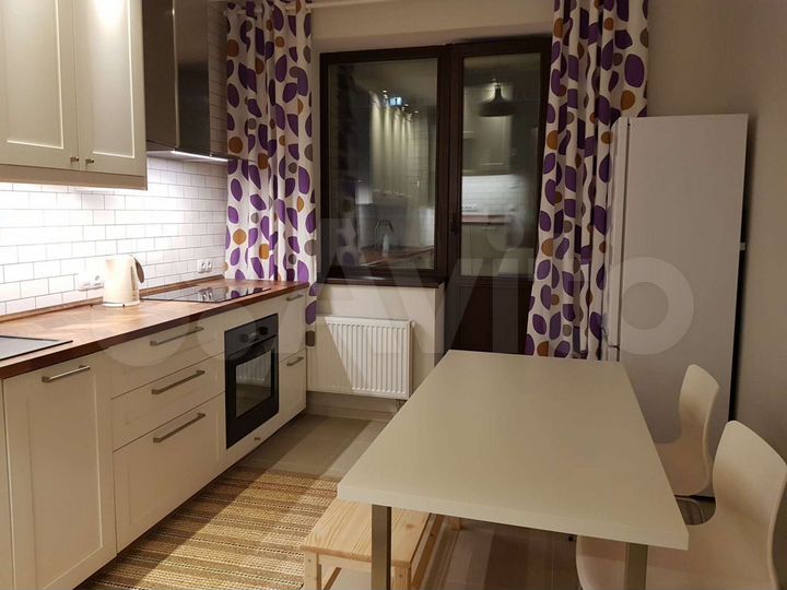 2-к. квартира, 54 м², 5/9 эт.