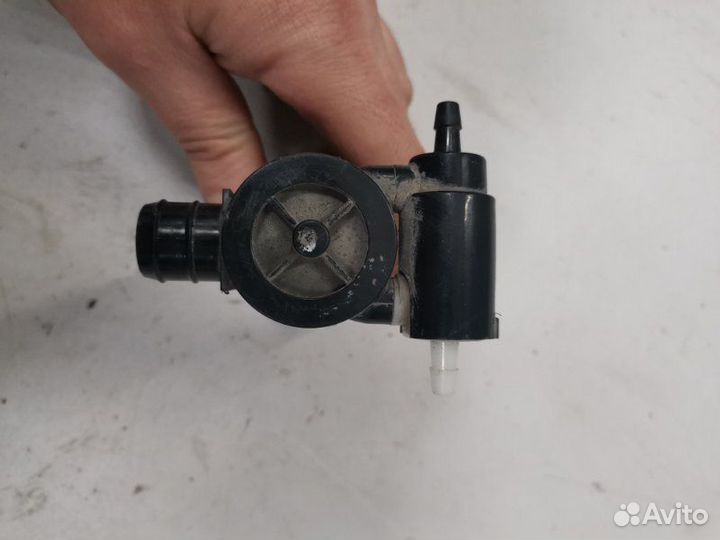 Насос омывателя Nissan Tiida хэтчбек HR16 2007