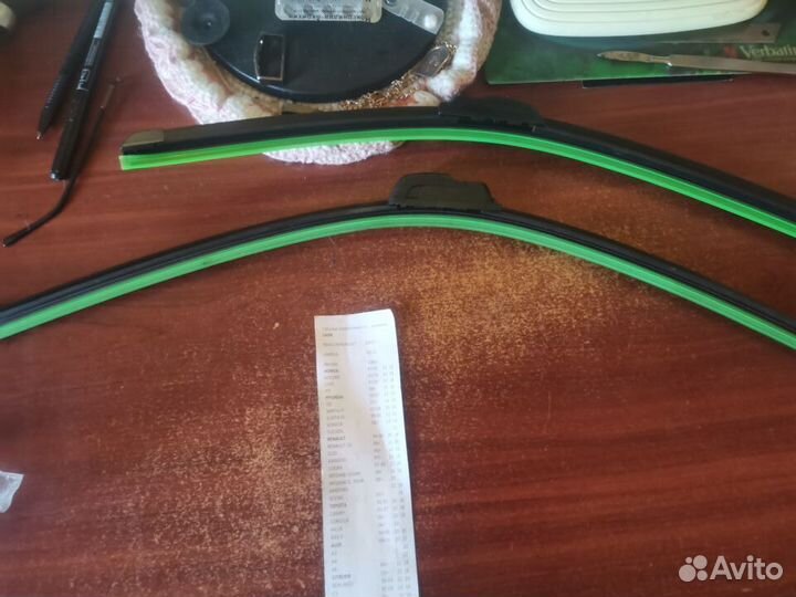 Продаю Щетки стеклоочистителя бескаркасные bosh