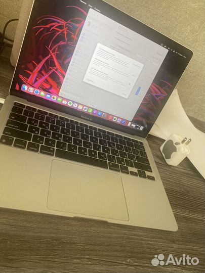 Apple MacBook Air 13 2020 m1 8gb 256 аккум 100%