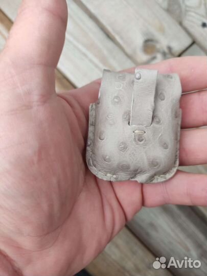 Кожаный чехол для AirPods 1 и 2 ручной работы