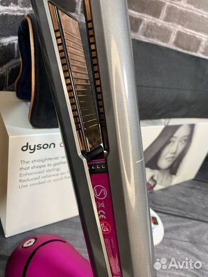 Выпрямитель для волос Dyson