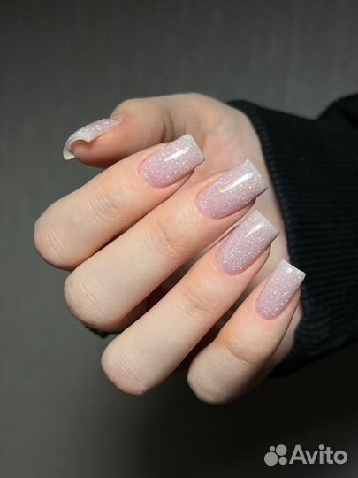 Маникюр и педикюр