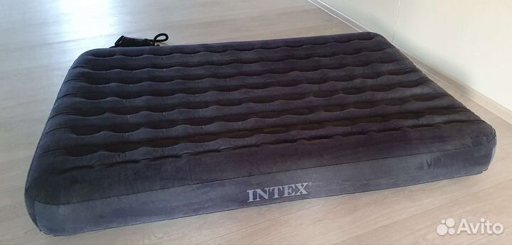Надувной матрас intex