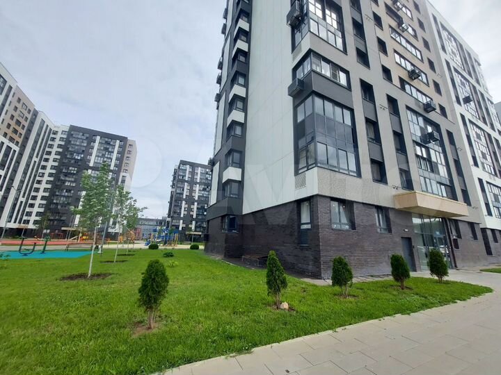 2-к. квартира, 48 м², 8/12 эт.