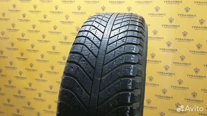 Goodyear Vector 4Seasons 225/65 R17 102H