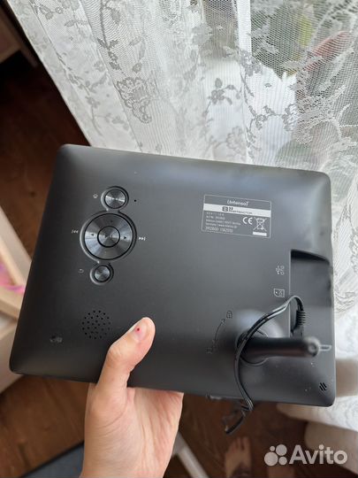 Цифровая фоторамка intenso 8