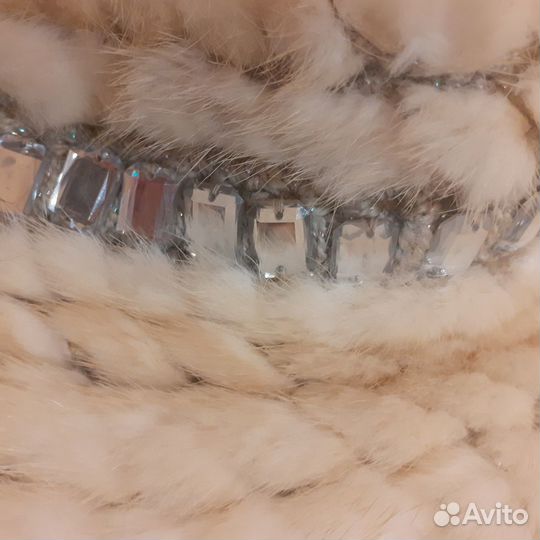 Берет норковый вязаный