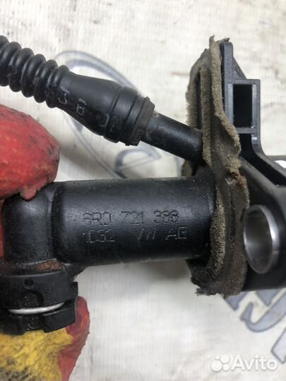 Цилиндр сцепления главный Skoda Fabia