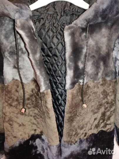 Шуба мутоновая с капюшоном детская