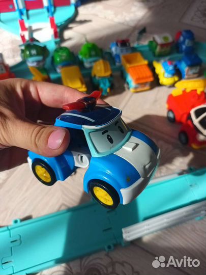 Робокар Поли база машинки